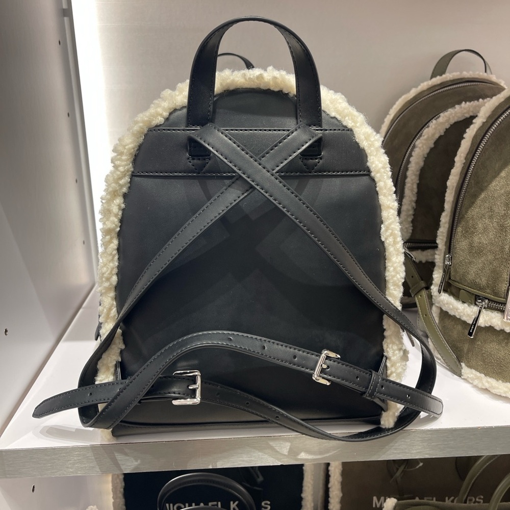 MICHAEL KORS Rhea Medium Suede and Faux Shearling Backpack
Black 
NWT - Picture 4 of 16